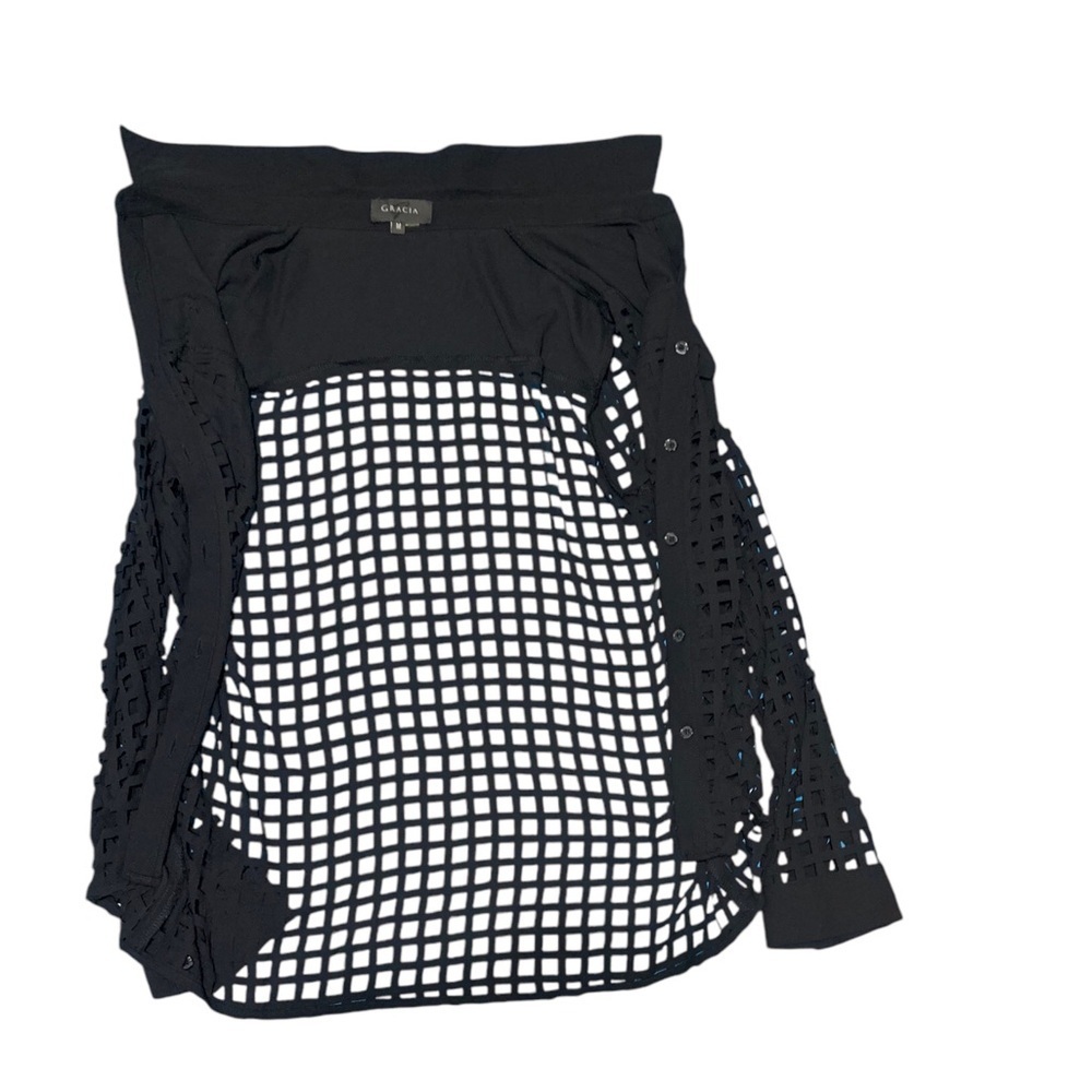 Gracia Black top Long sleeve hollow out plaid - Picture 3 of 3